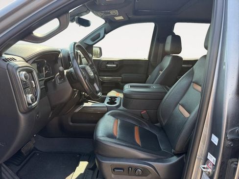 Used 2021 GMC Sierra 1500 AT4 w/ AT4 Premium Package AWD/4WD image 9