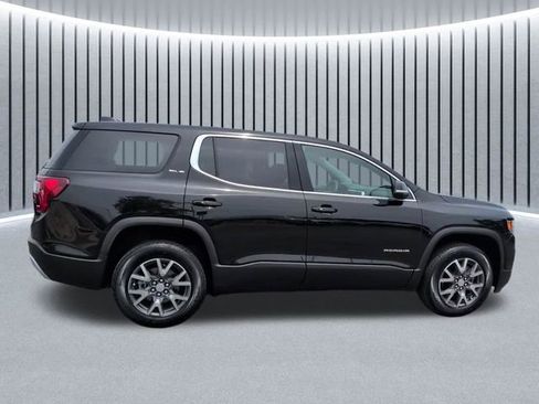Certified 2023 GMC Acadia SLE FWD image 4