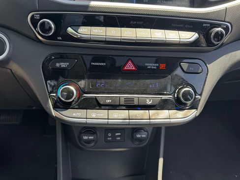 Used 2019 Hyundai Ioniq Limited FWD image 28