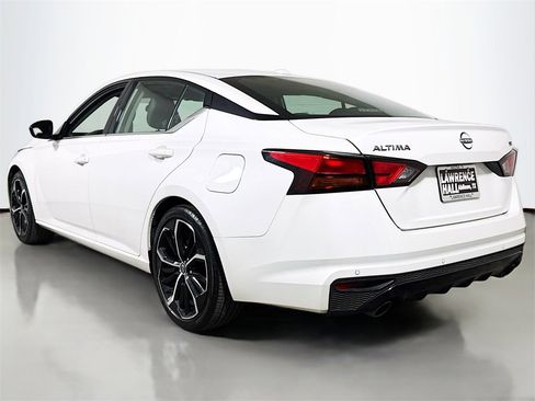 Used 2024 Nissan Altima 2.5 SR image 6