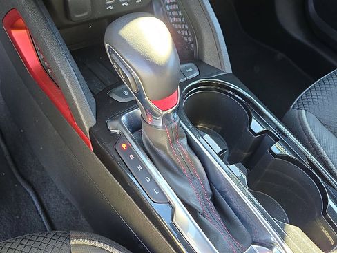 Used 2023 Chevrolet TrailBlazer RS w/ Convenience Package image 12