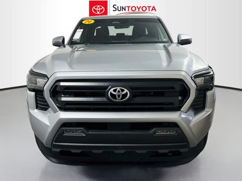 Used 2024 Toyota Tacoma SR5 RWD image 10