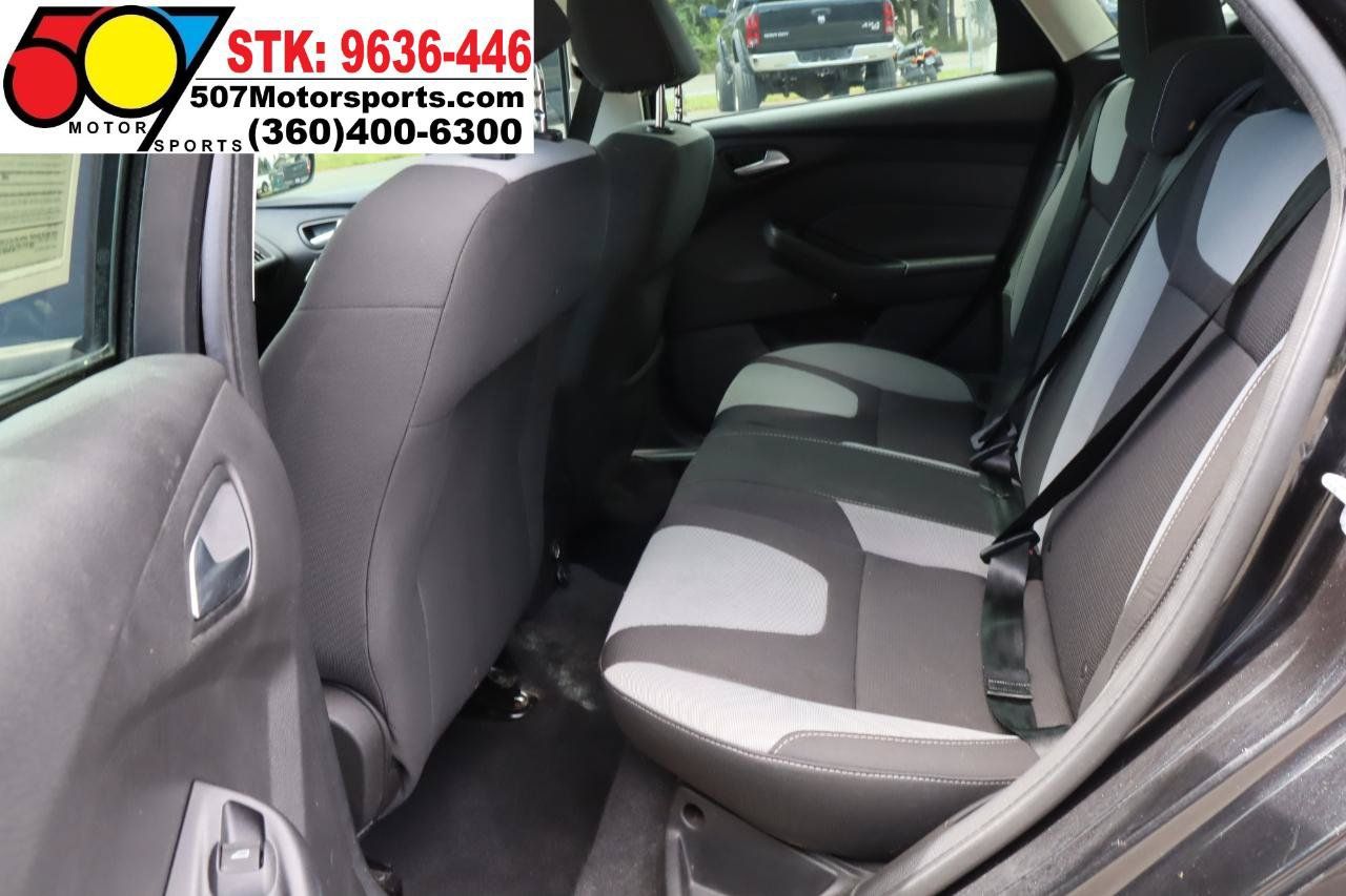 Used 2012 Ford Focus SE FWD image 13