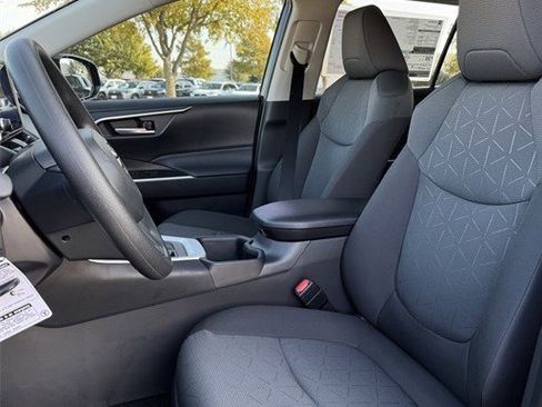 New 2025 Toyota RAV4 XLE image 20