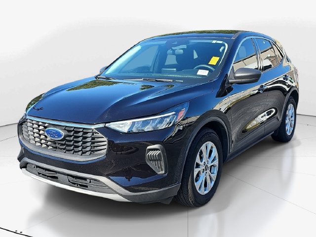 Used 2023 Ford Escape Active FWD image 7