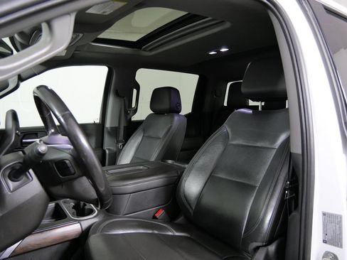 Used 2019 GMC Sierra 1500 SLT w/ SLT Premium Plus Package AWD/4WD image 15