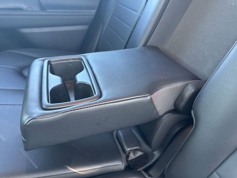 Used 2023 Toyota Highlander XLE image 15