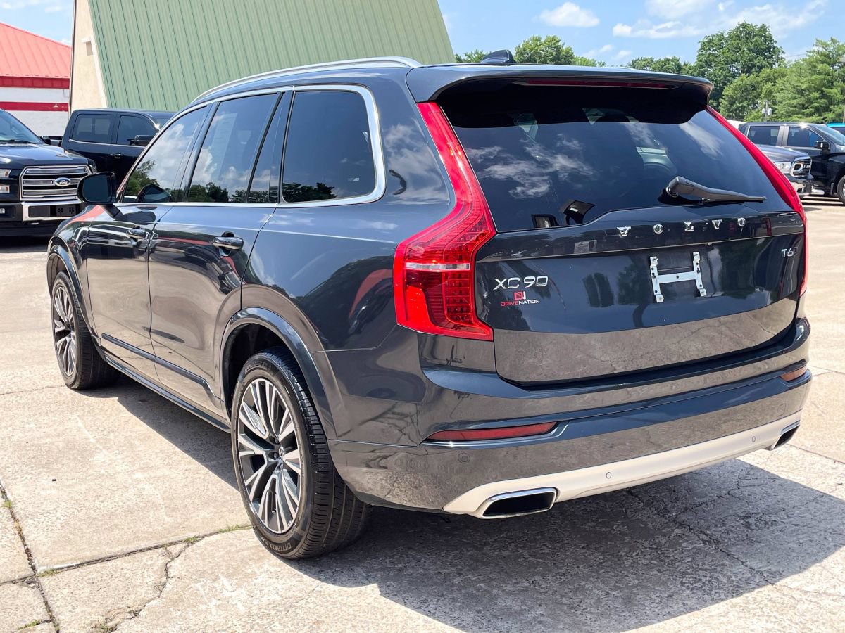 Used 2021 Volvo XC90 T6 Momentum AWD/4WD image 5