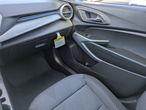 New 2026 Chevrolet Trax LS w/ Driver Confidence Package image 10