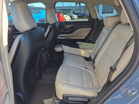 Used 2025 Lincoln Corsair FWD w/ Equipment Group 101A image 17