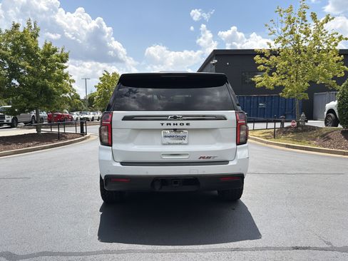 Used 2021 Chevrolet Tahoe RST w/ Luxury Package AWD/4WD image 18