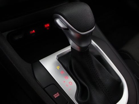 Used 2024 Kia Forte LXS image 44