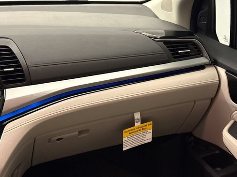 Certified 2026 Honda Odyssey Touring image 16