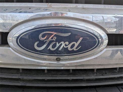 Used 2019 Ford F250 XLT w/ XLT Premium Package image 10