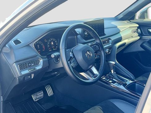 Used 2025 Acura Integra A-Spec FWD image 9