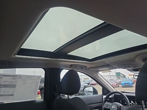 New 2026 Nissan Kicks SV image 24