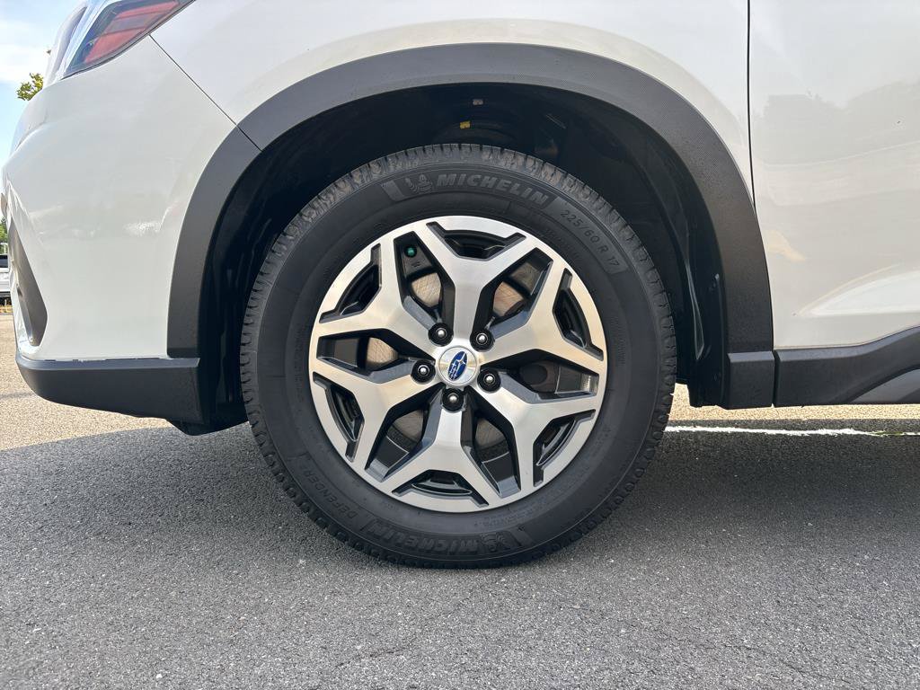 Used 2019 Subaru Forester Premium w/ All-Weather Package AWD/4WD image 30