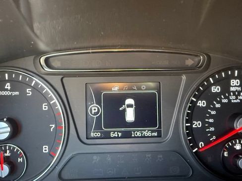 Used 2018 Kia Sorento FWD image 18