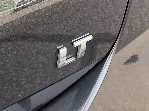 Used 2023 Chevrolet Equinox LT image 23