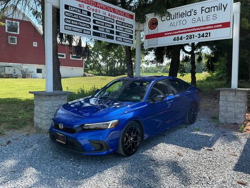 Used 2023 Honda Civic Sport image 1