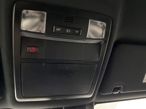 Used 2023 Toyota Tacoma TRD Sport image 34