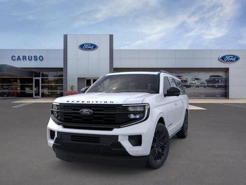 New 2026 Ford Expedition Max Platinum w/ Stealth Appearance Package AWD/4WD image 2