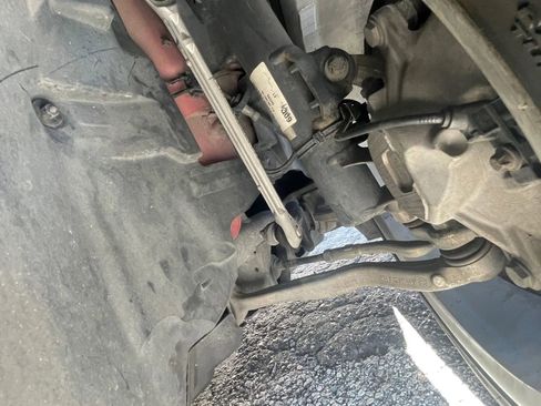 Used 2013 Mercedes-Benz C 250 Sedan image 36