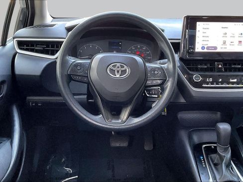 Used 2023 Toyota Corolla LE FWD image 6