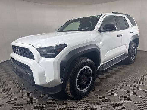 Used 2025 Toyota 4Runner TRD Off-Road image 8