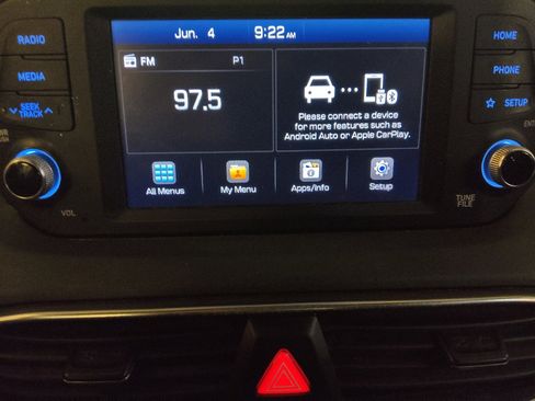 Used 2019 Hyundai Santa Fe SEL FWD image 25