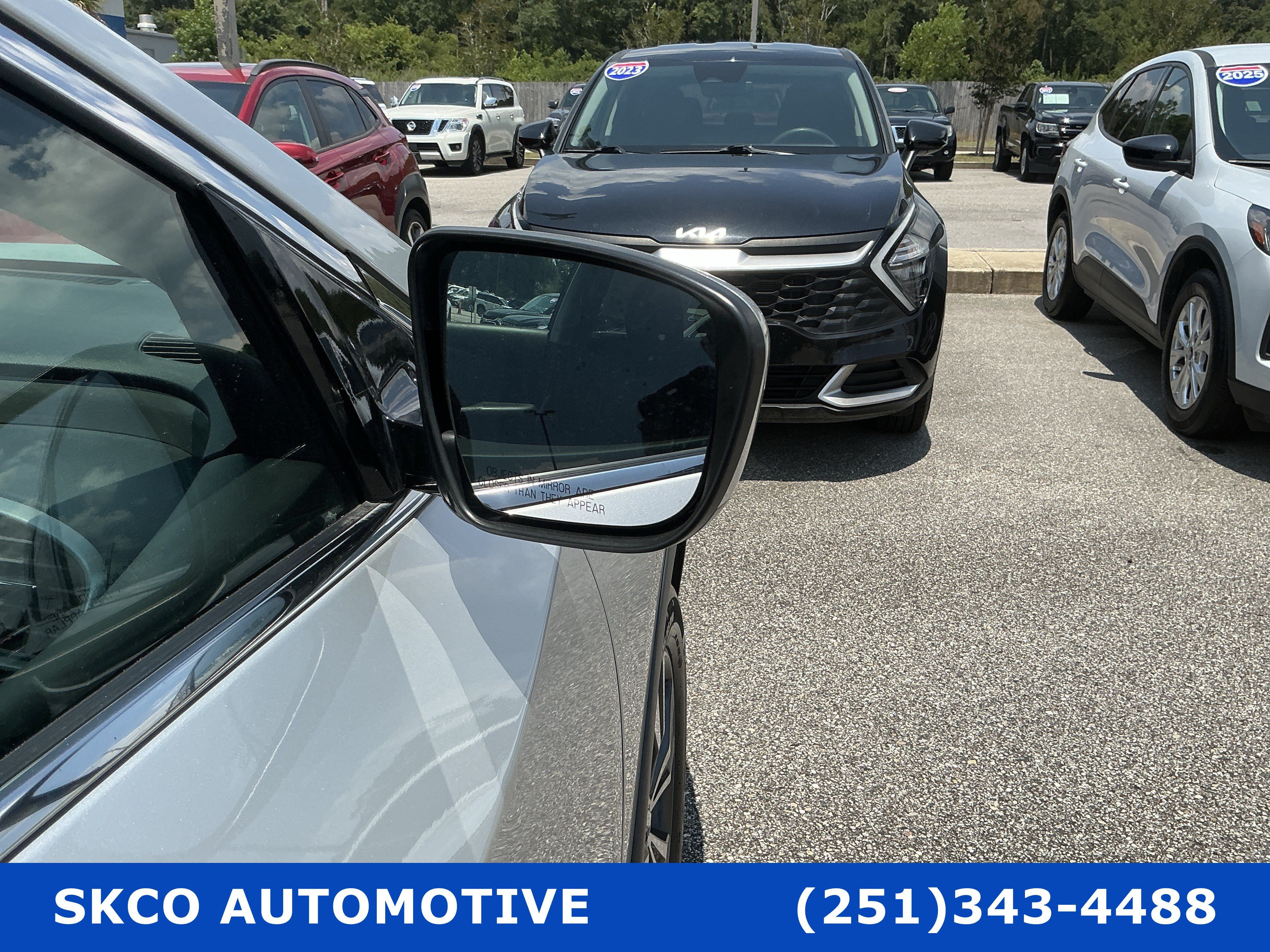 Used 2023 Nissan Murano S AWD/4WD image 14