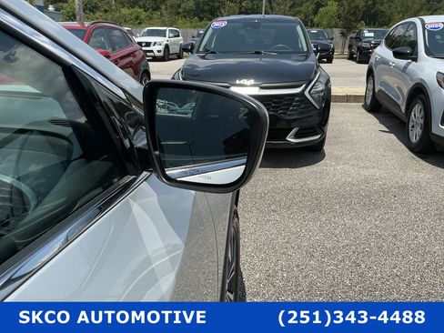 Used 2023 Nissan Murano S AWD/4WD image 14