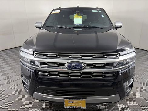 Used 2024 Ford Expedition Max Platinum image 2