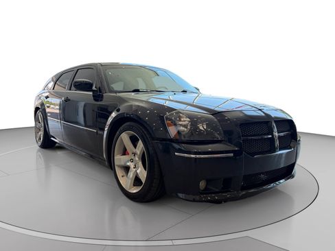 Used 2006 Dodge Magnum SRT8 w/ SRT Option Group III RWD image 8