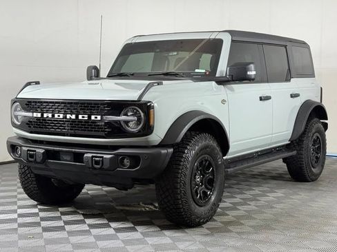 Used 2023 Ford Bronco Wildtrak AWD/4WD image 2