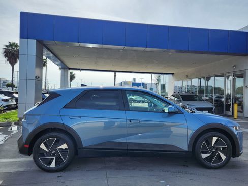 New 2026 Hyundai Ioniq 5 SEL image 8