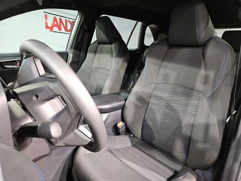 Certified 2025 Toyota RAV4 SE AWD/4WD image 24