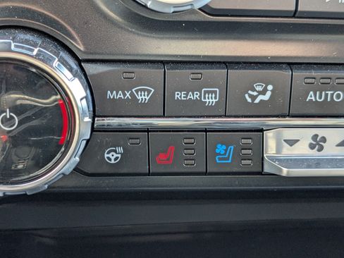 Used 2025 Ford F150 Lariat w/ Equipment Group 501A Mid AWD/4WD image 25