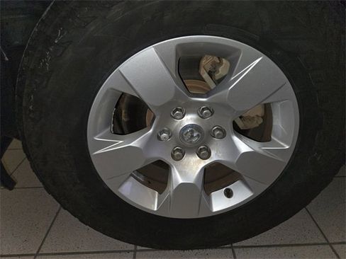 Used 2020 RAM 1500 Laramie image 10