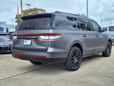 Used 2024 Lincoln Navigator L Black Label AWD/4WD image 2