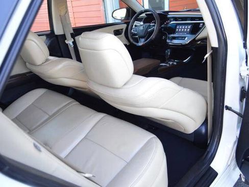 Used 2014 Toyota Avalon XLE Touring image 40