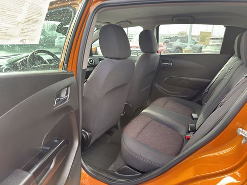 Used 2019 Chevrolet Sonic LT image 29