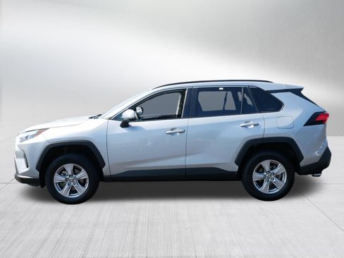Certified 2025 Toyota RAV4 XLE AWD/4WD image 4
