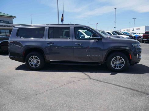 Certified 2023 Jeep Wagoneer L 4WD image 19