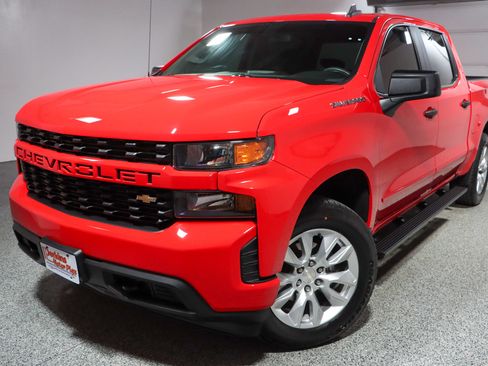 Used 2020 Chevrolet Silverado 1500 Custom w/ Custom Value Package image 31