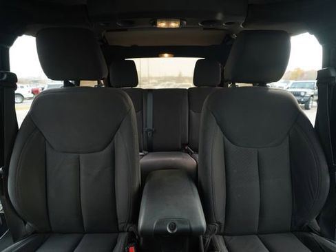 Used 2014 Jeep Wrangler Unlimited Sport w/ Quick Order Package 24S image 32