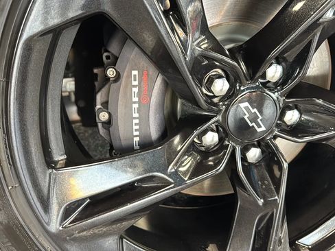 Used 2022 Chevrolet Camaro LT w/ Technology Package image 27