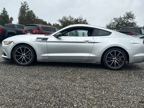 Used 2015 Ford Mustang Premium image 6