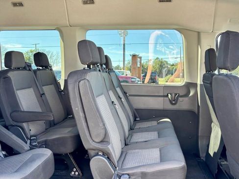 Used 2021 Ford Transit 350 XLT RWD image 11