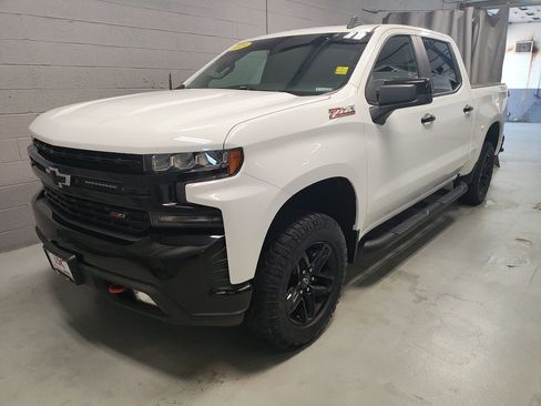Used 2019 Chevrolet Silverado 1500 LT Trail Boss image 16